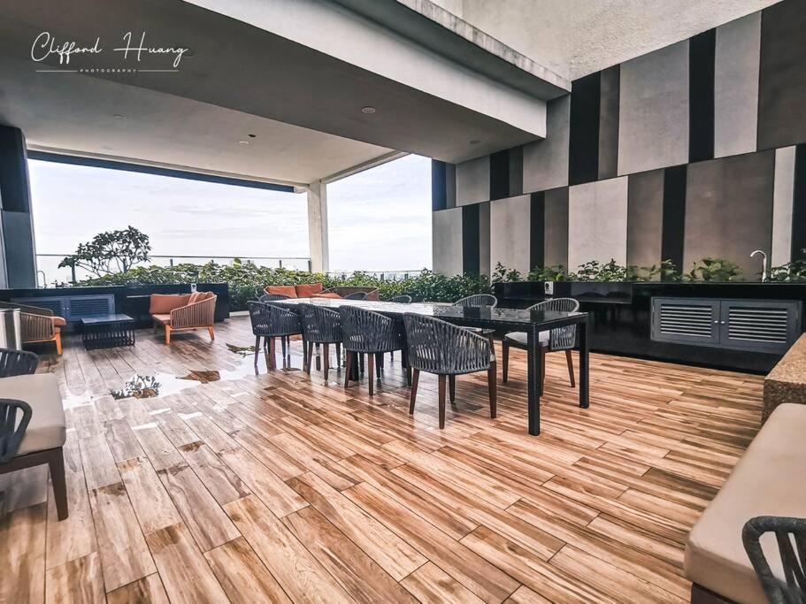 The Colony By Infinitum Best Pool View Klcc Trx Merdeka 118 Kl Tower Kuala Lumpur Extérieur photo