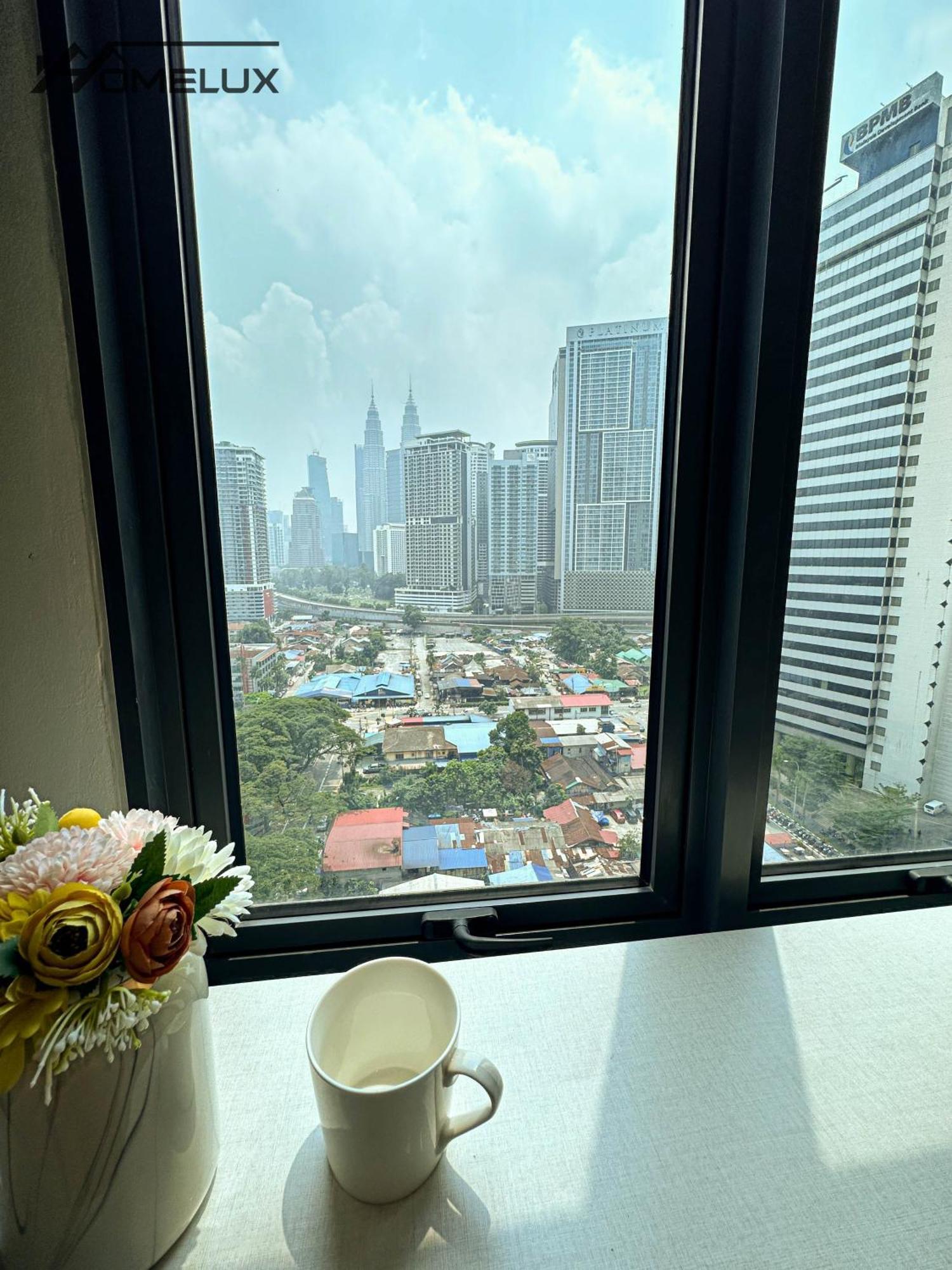 The Colony By Infinitum Best Pool View Klcc Trx Merdeka 118 Kl Tower Kuala Lumpur Extérieur photo