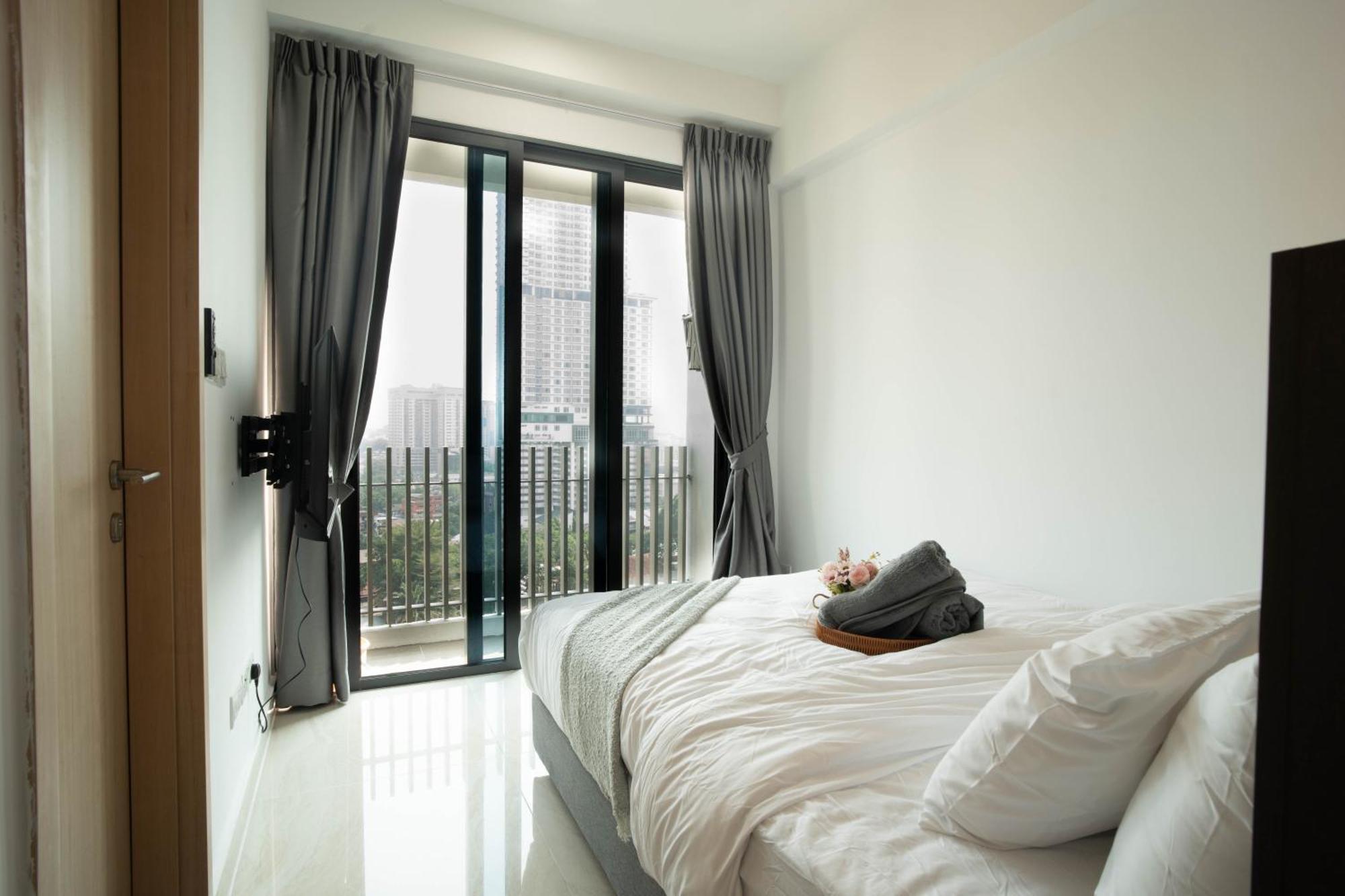 The Colony By Infinitum Best Pool View Klcc Trx Merdeka 118 Kl Tower Kuala Lumpur Extérieur photo